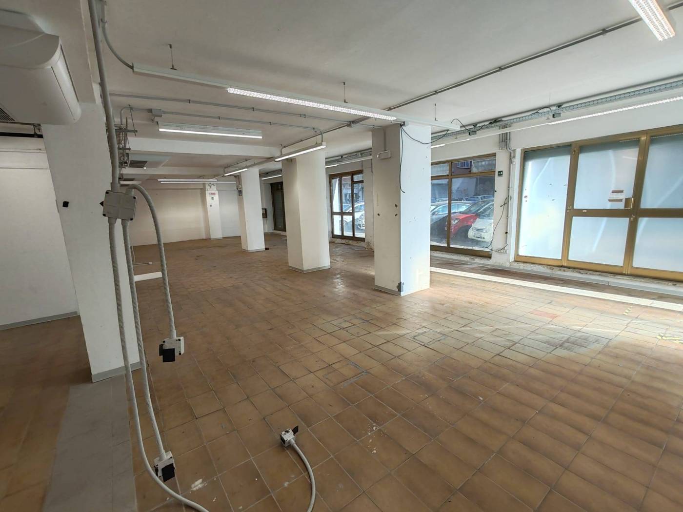 Interno non residenziale Interno non residenziale