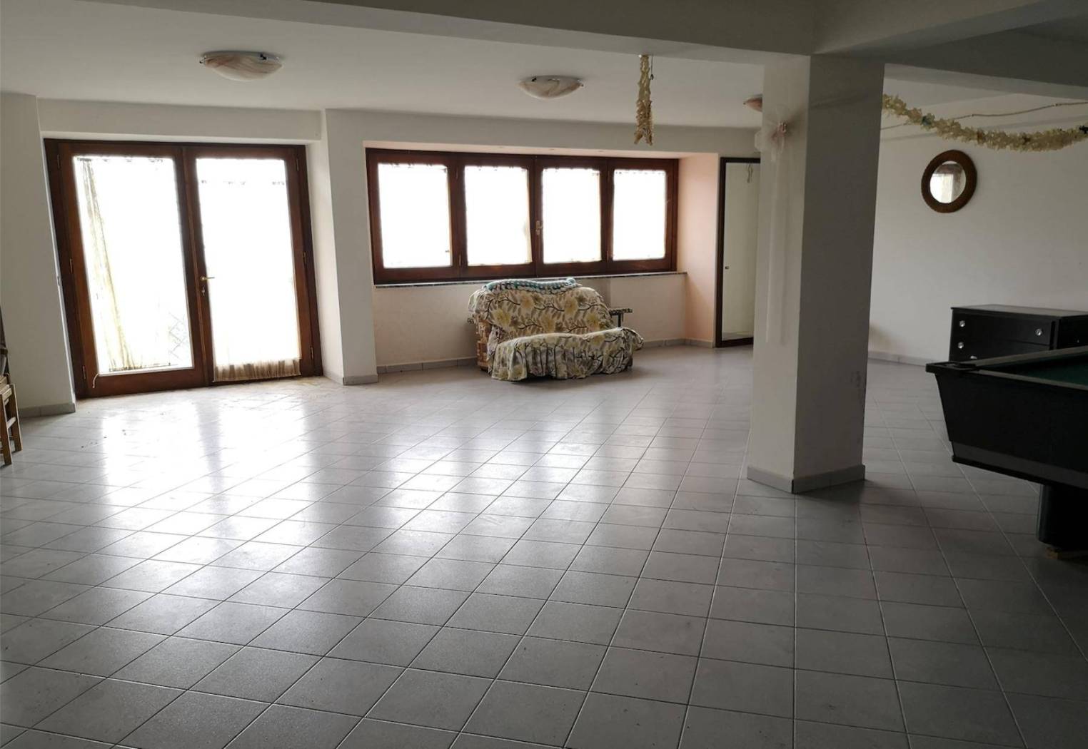 Interno non residenziale Interno non residenziale