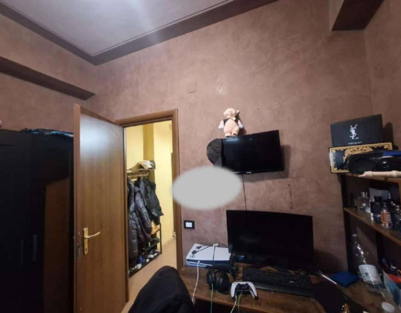 Stanza non arredata Stanza non arredata