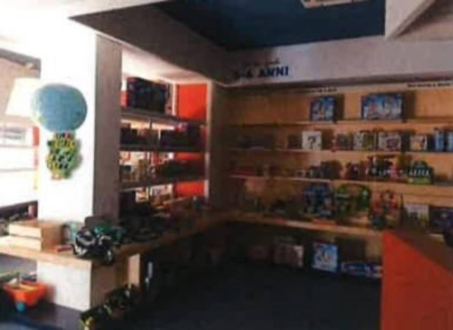 Interno non residenziale Interno non residenziale