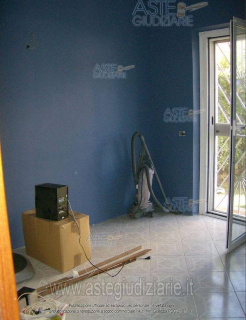 Stanza non arredata Stanza non arredata