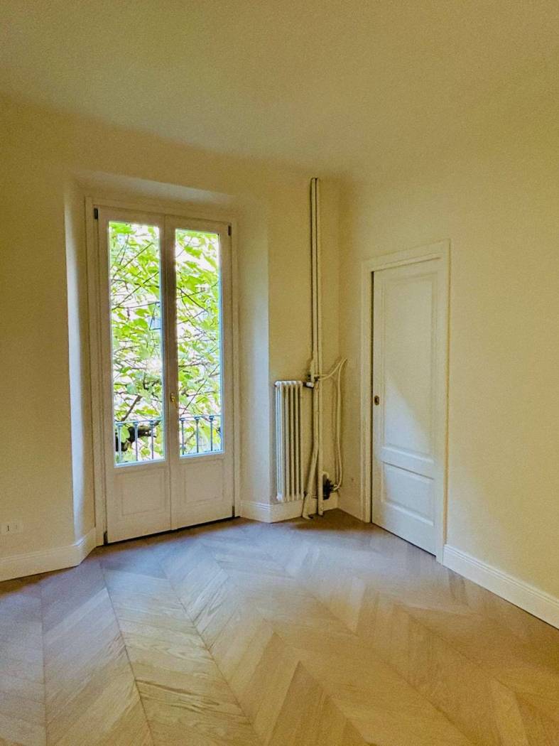 Stanza non arredata Stanza non arredata