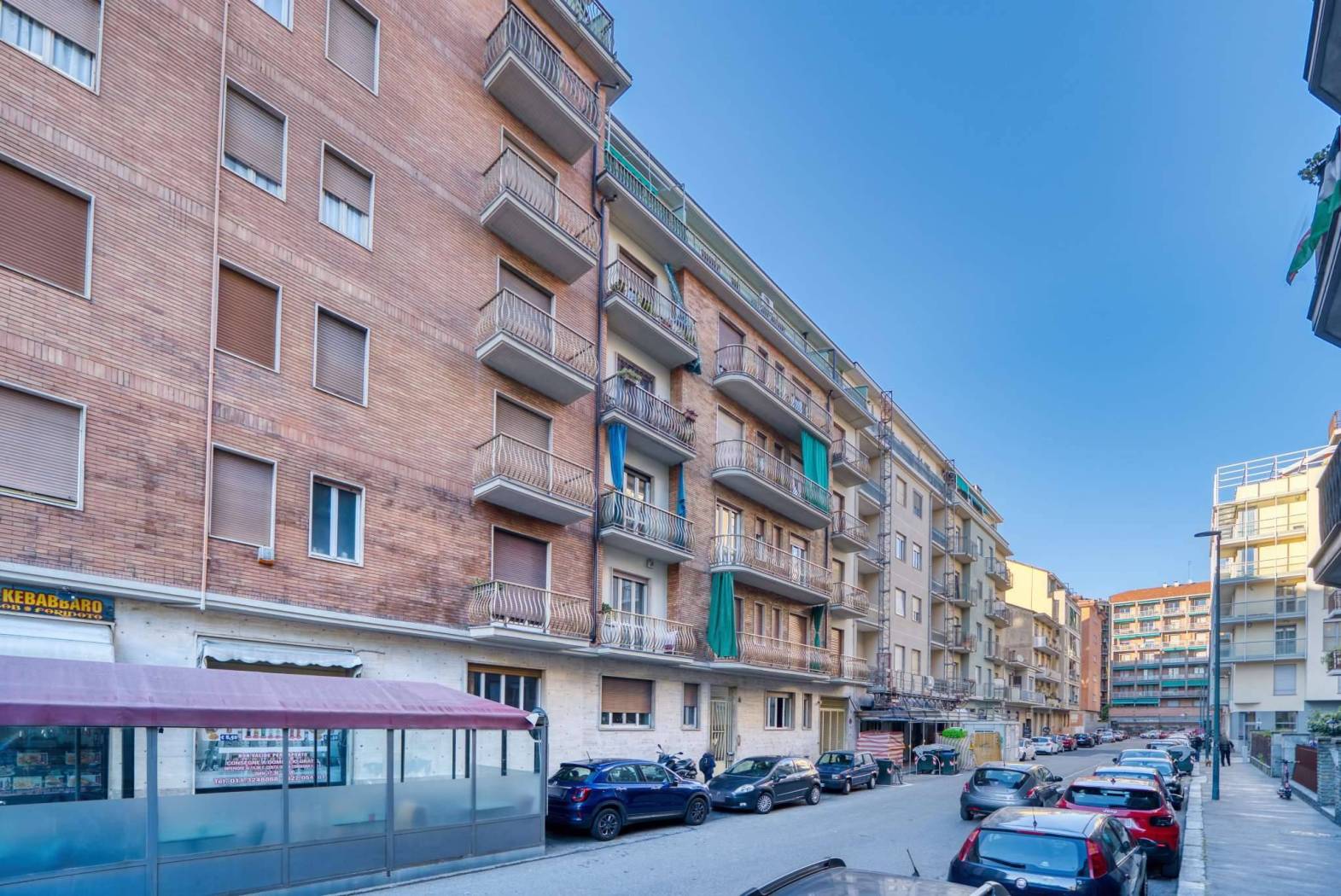 Rif: VIA PORDENONE - Zona Santa Rita, nelle immediate vicinanze di Corso Orbassano e Piazza Pitagora, e precisamente in Via Pordenone, non distante 