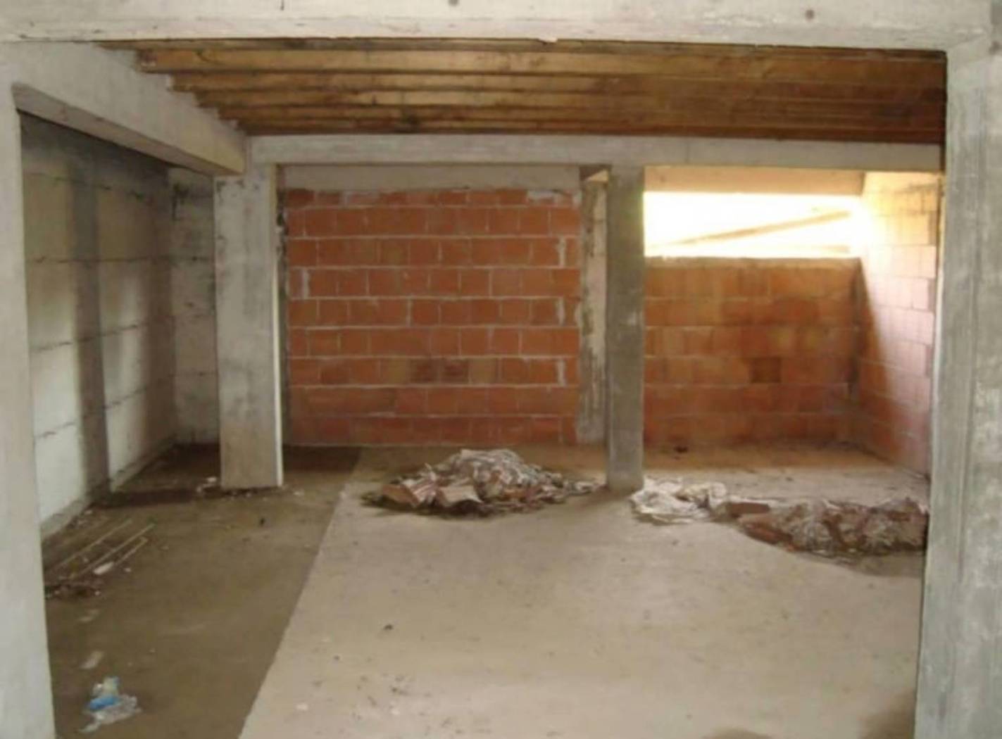 Stanza non arredata Stanza non arredata