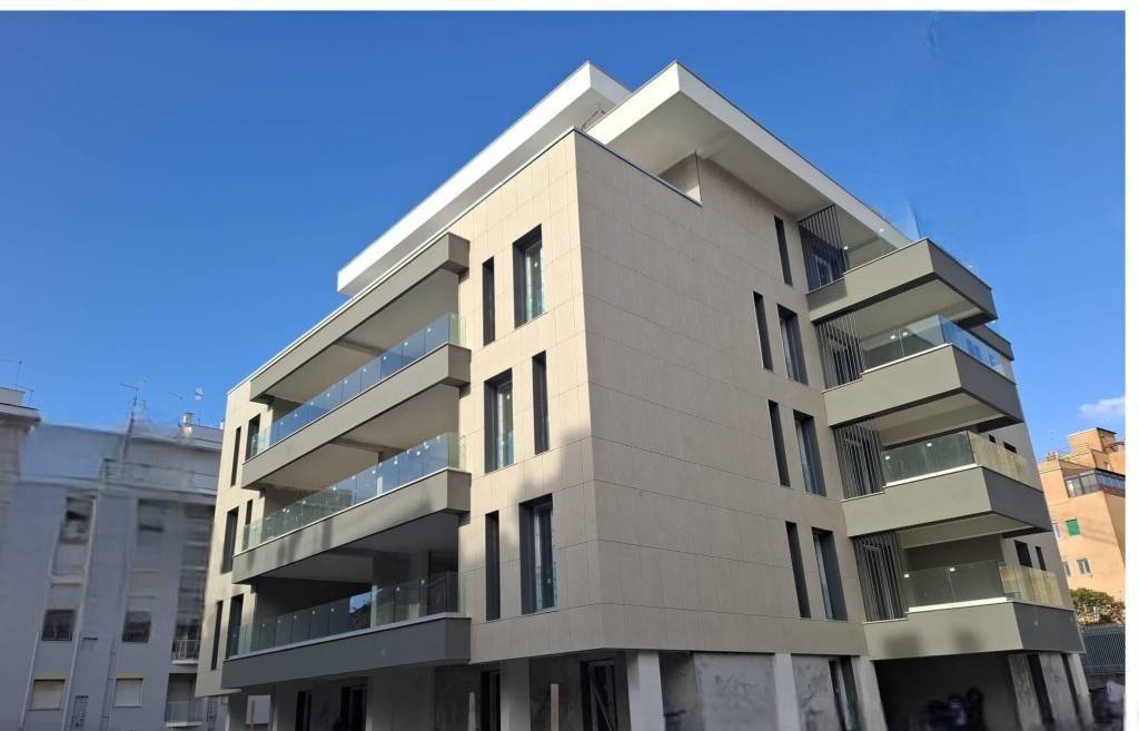 ROMA – Zona Appio Latino – NUOVA COSTRUZIONE – ULTIMA DISPONIBILITA' – Appartamento di 86 mq. ca. sito al piano terra composto da: soggiorno con 