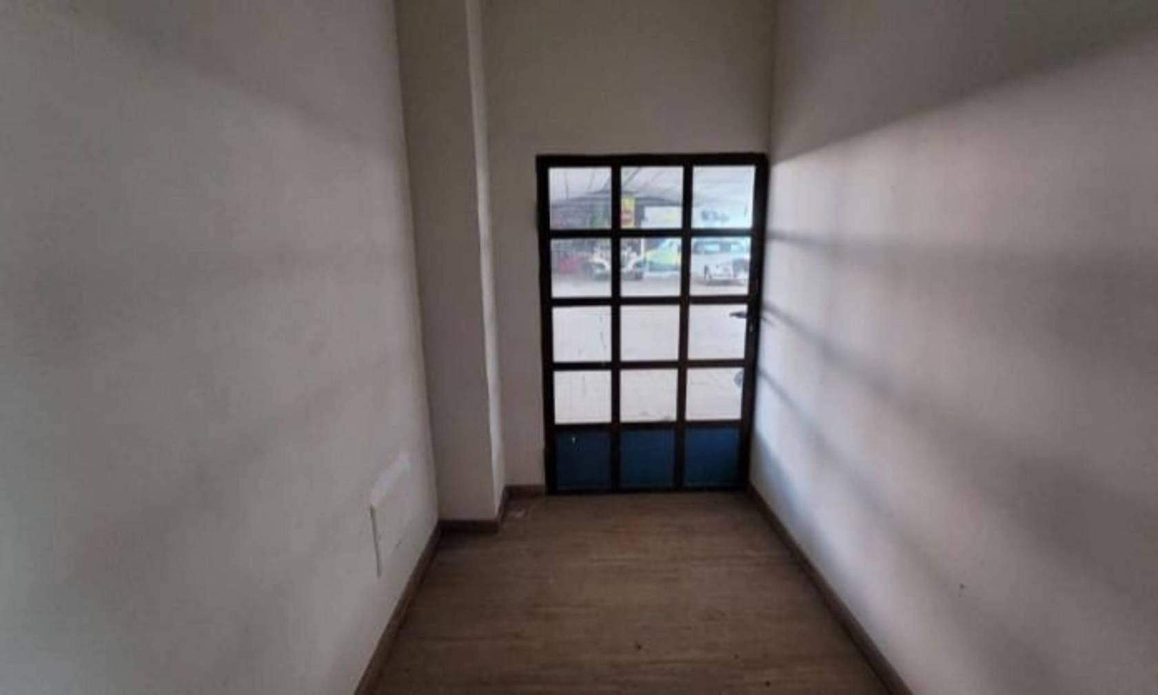 Interno non residenziale Interno non residenziale