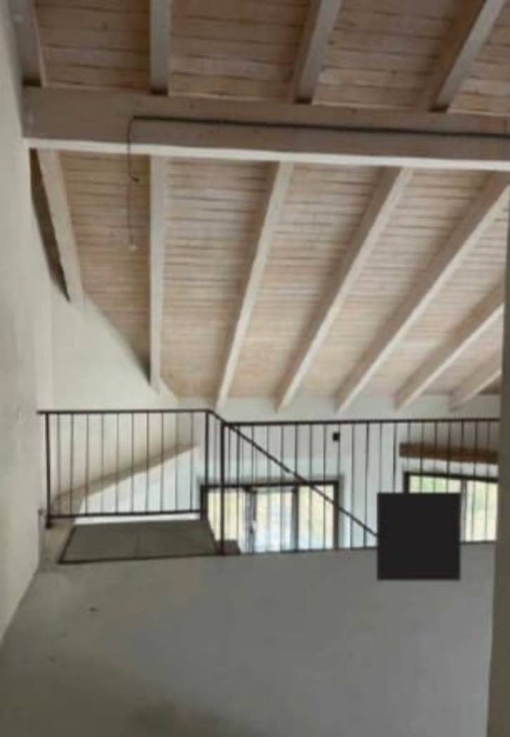 Interno non residenziale Interno non residenziale