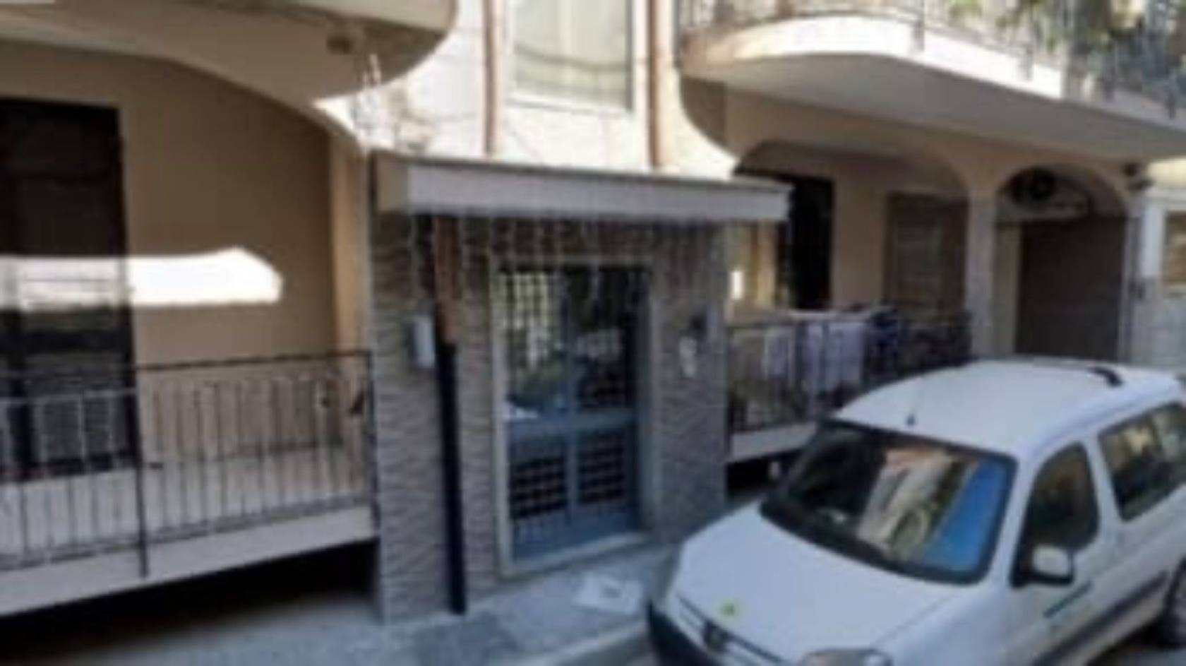 Interno non residenziale Interno non residenziale