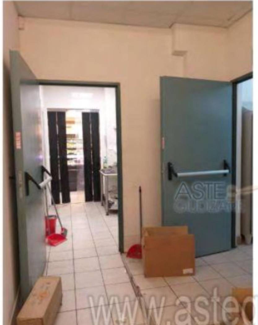 Interno non residenziale Interno non residenziale