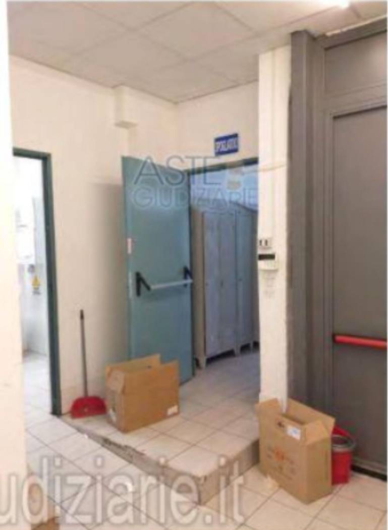 Interno non residenziale Interno non residenziale