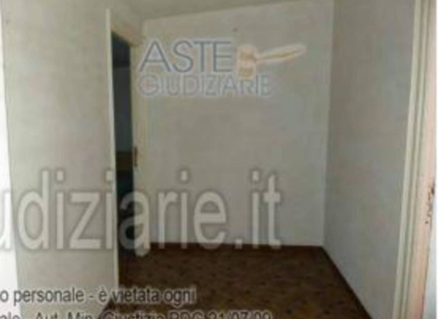 Stanza non arredata Stanza non arredata