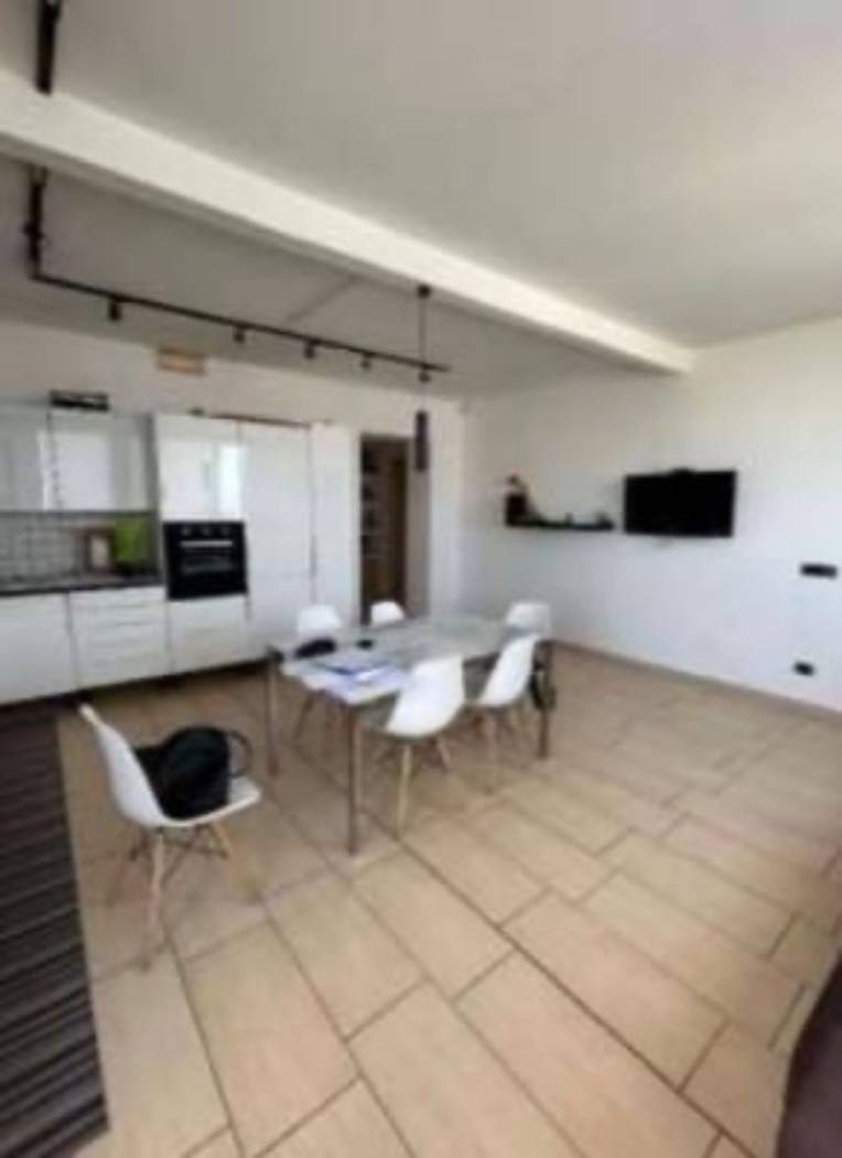 Interno non residenziale Interno non residenziale