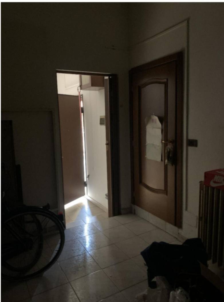 Disimpegno Disimpegno