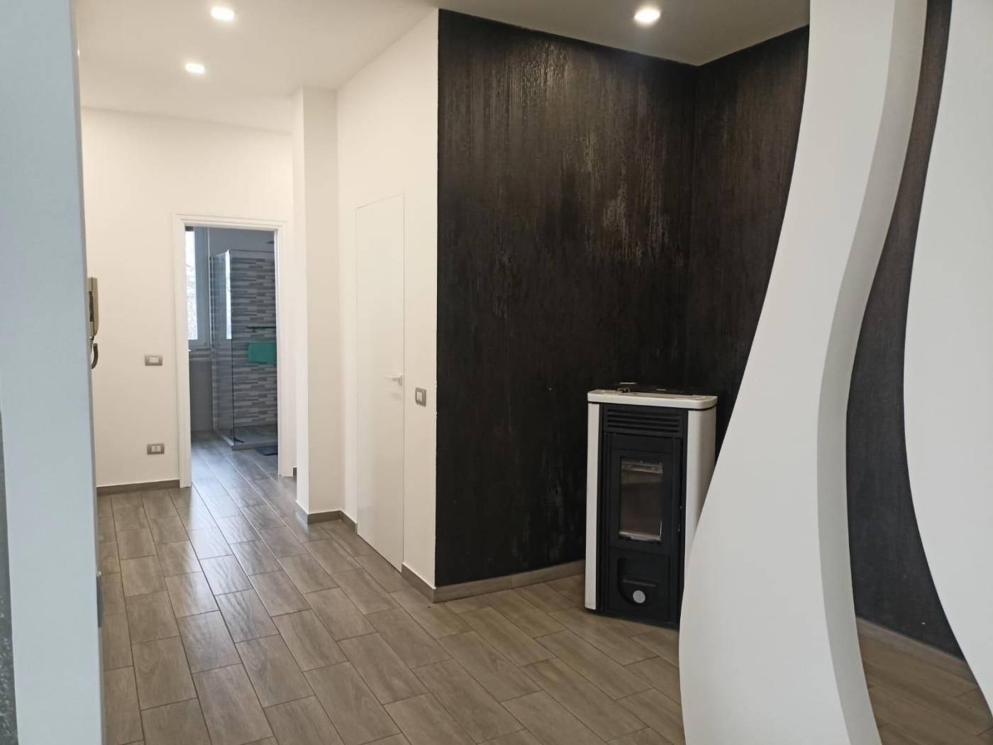 Disimpegno Disimpegno