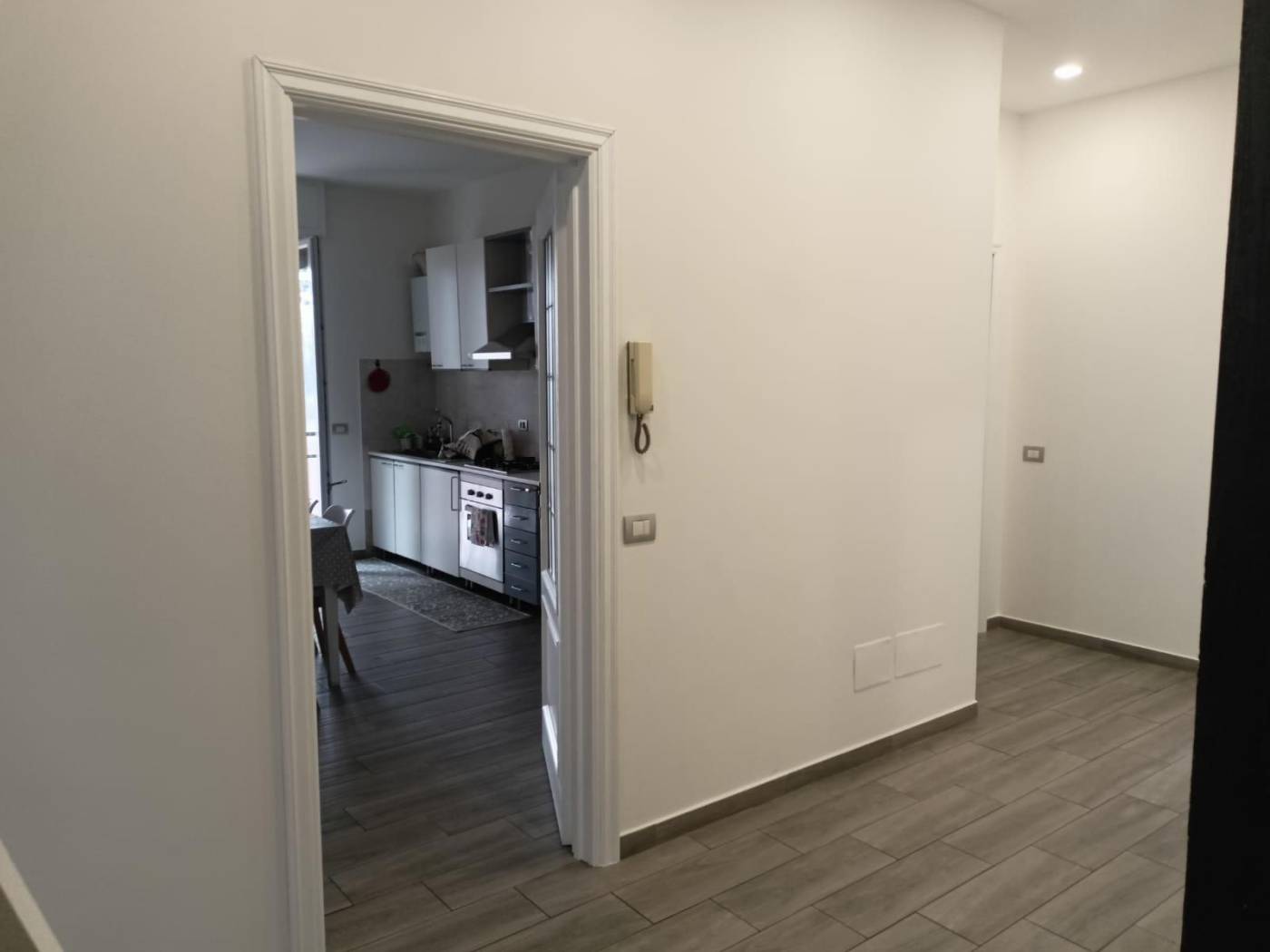 Disimpegno Disimpegno