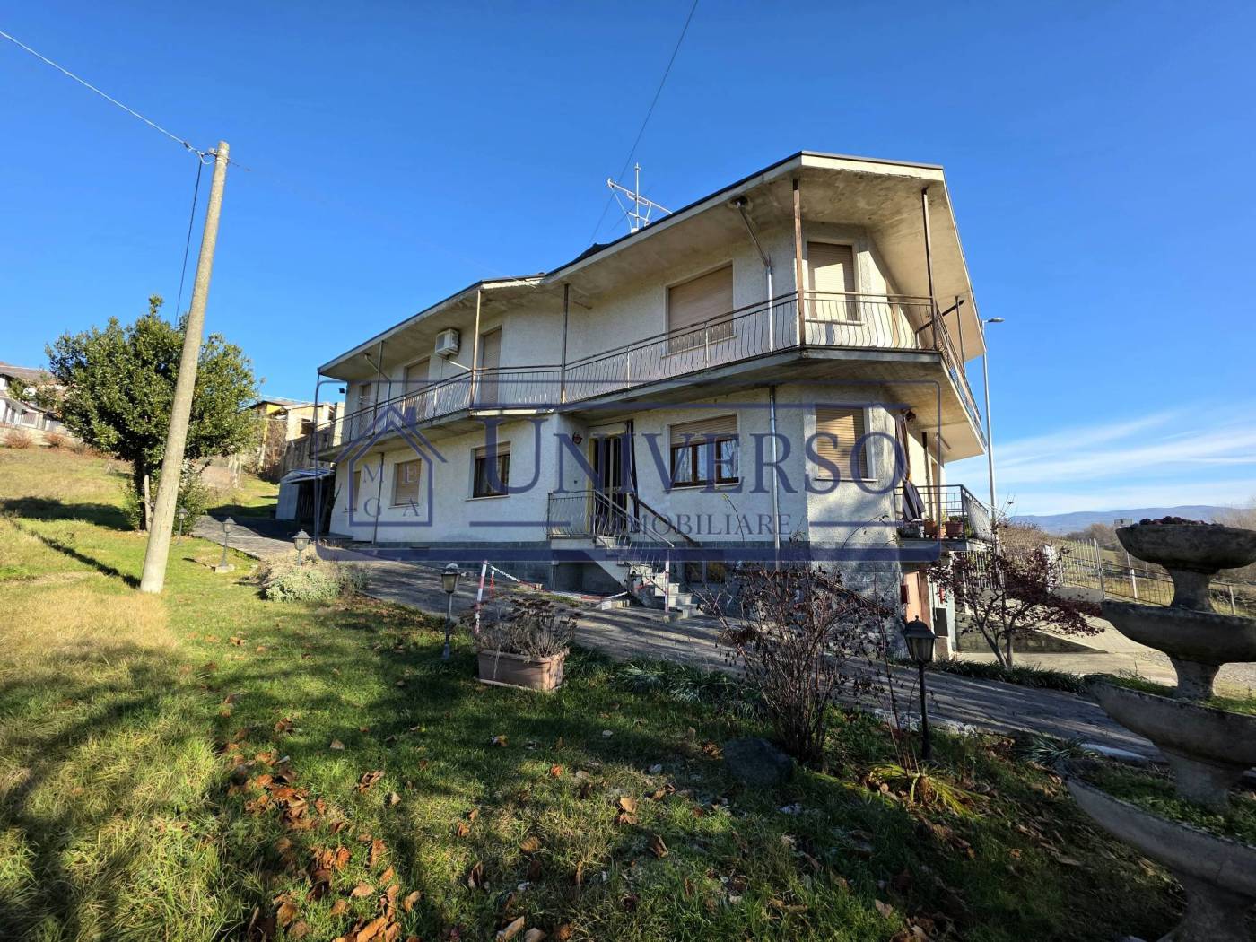 BAGNARIA: Se sei alla ricerca di una soluzione abitativa dalle dimensioni generose, immersa nel verde con vista dove poter ammirare le colline 