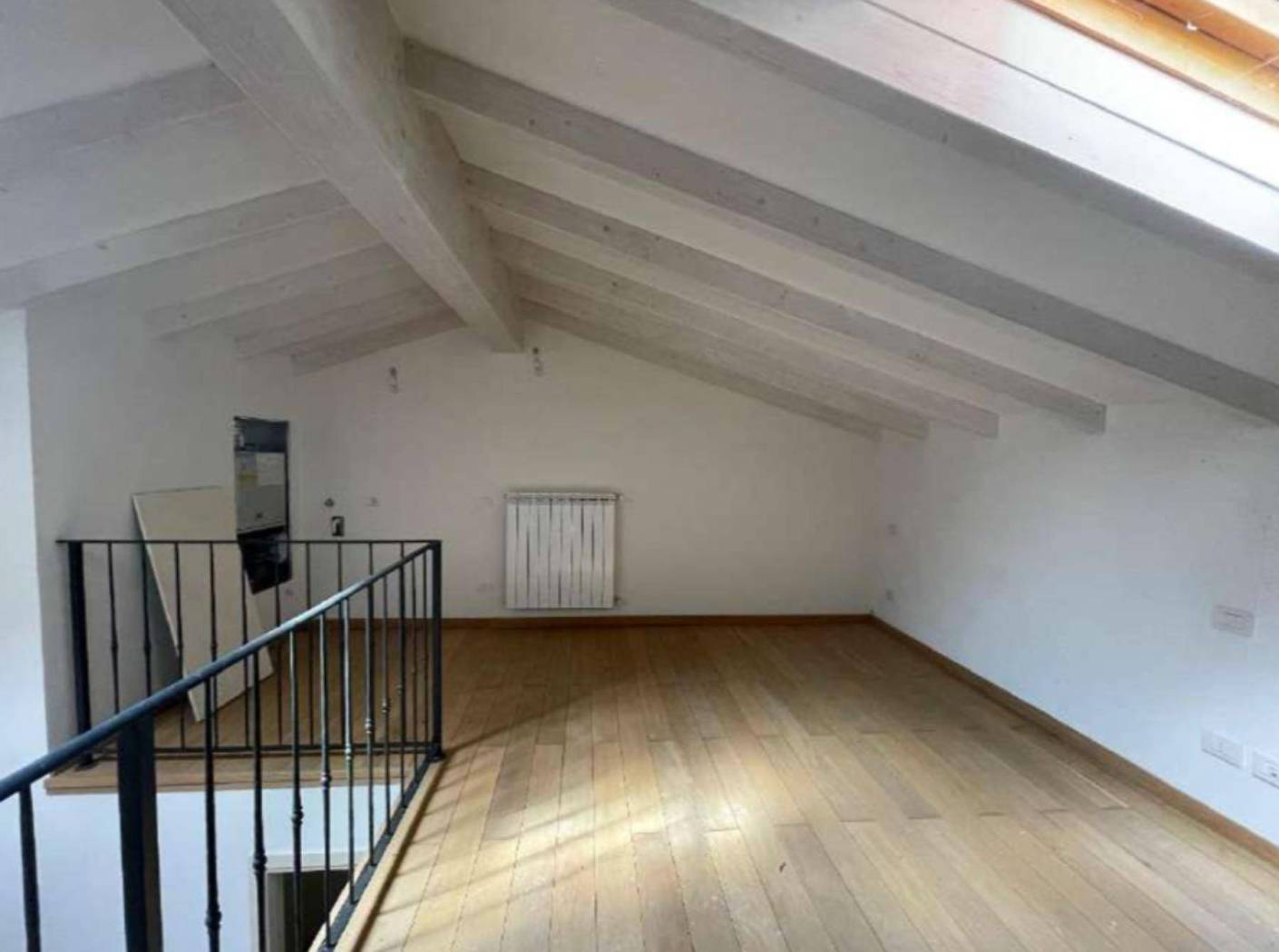 Stanza non arredata Stanza non arredata