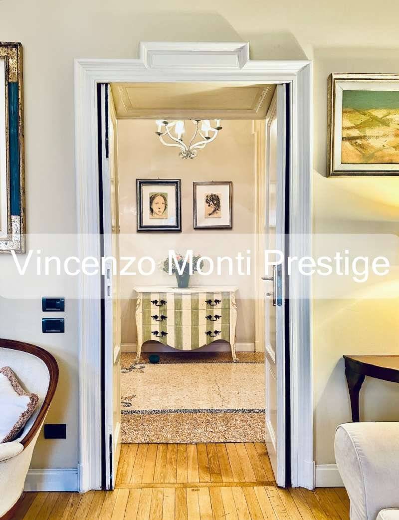 Disimpegno Disimpegno