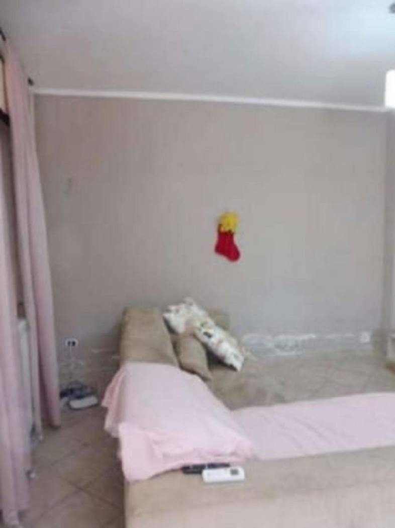 Stanza non arredata Stanza non arredata