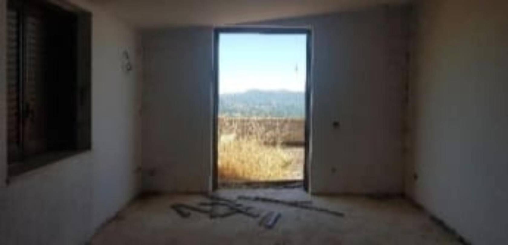 Stanza non arredata Stanza non arredata