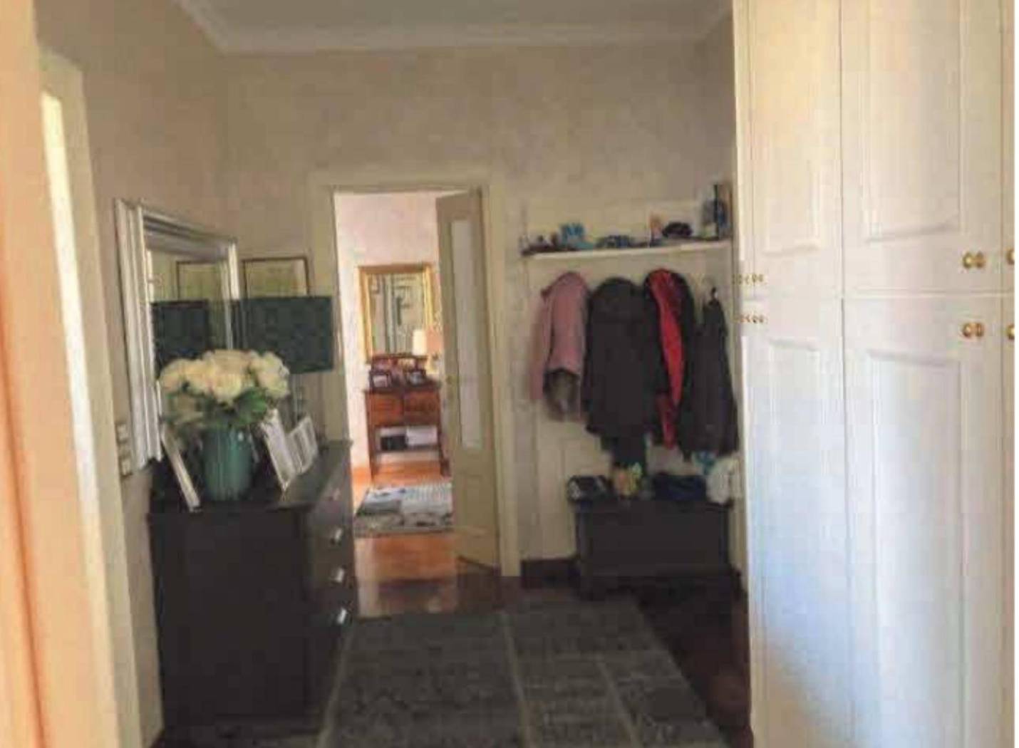 Disimpegno Disimpegno