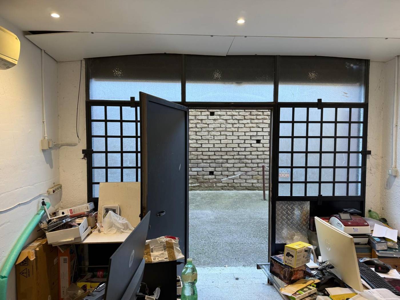 Interno non residenziale Interno non residenziale