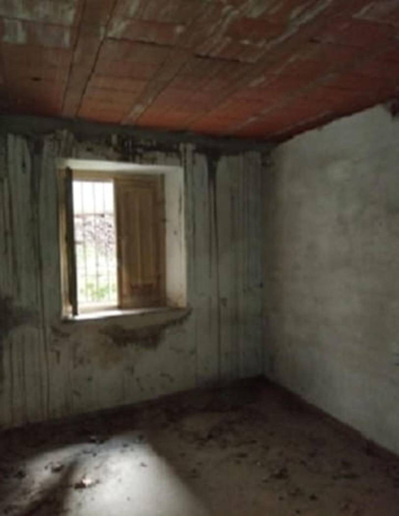 Stanza non arredata Stanza non arredata