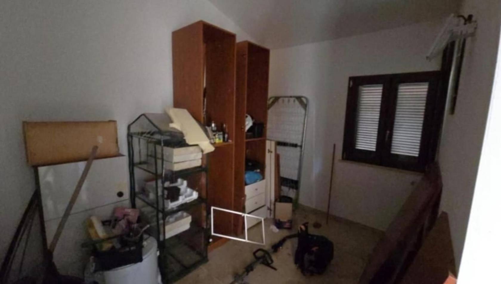 Stanza non arredata Stanza non arredata