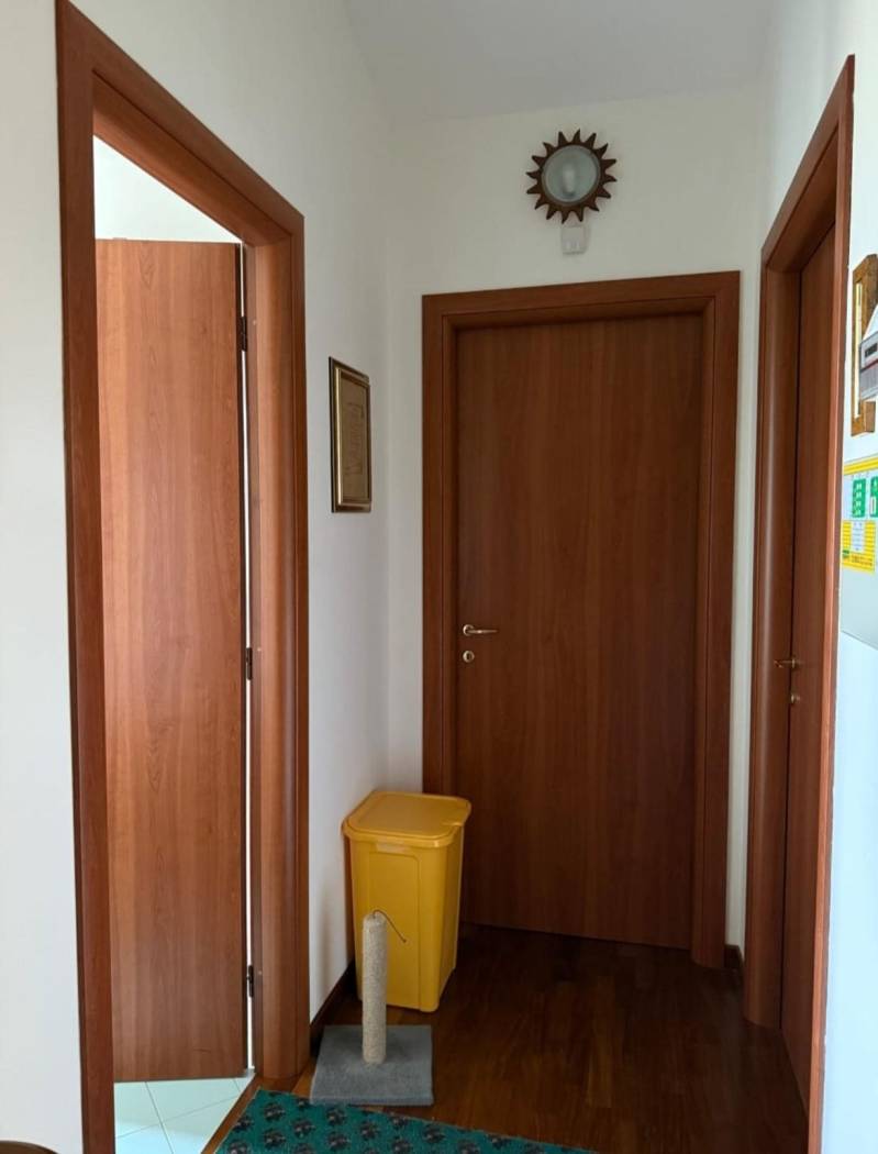 Disimpegno Disimpegno