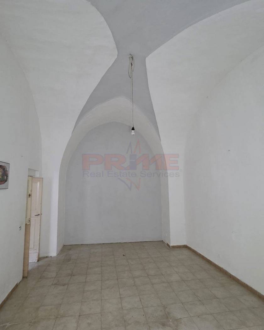 Stanza non arredata Stanza non arredata