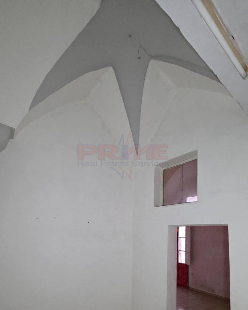 Stanza non arredata Stanza non arredata