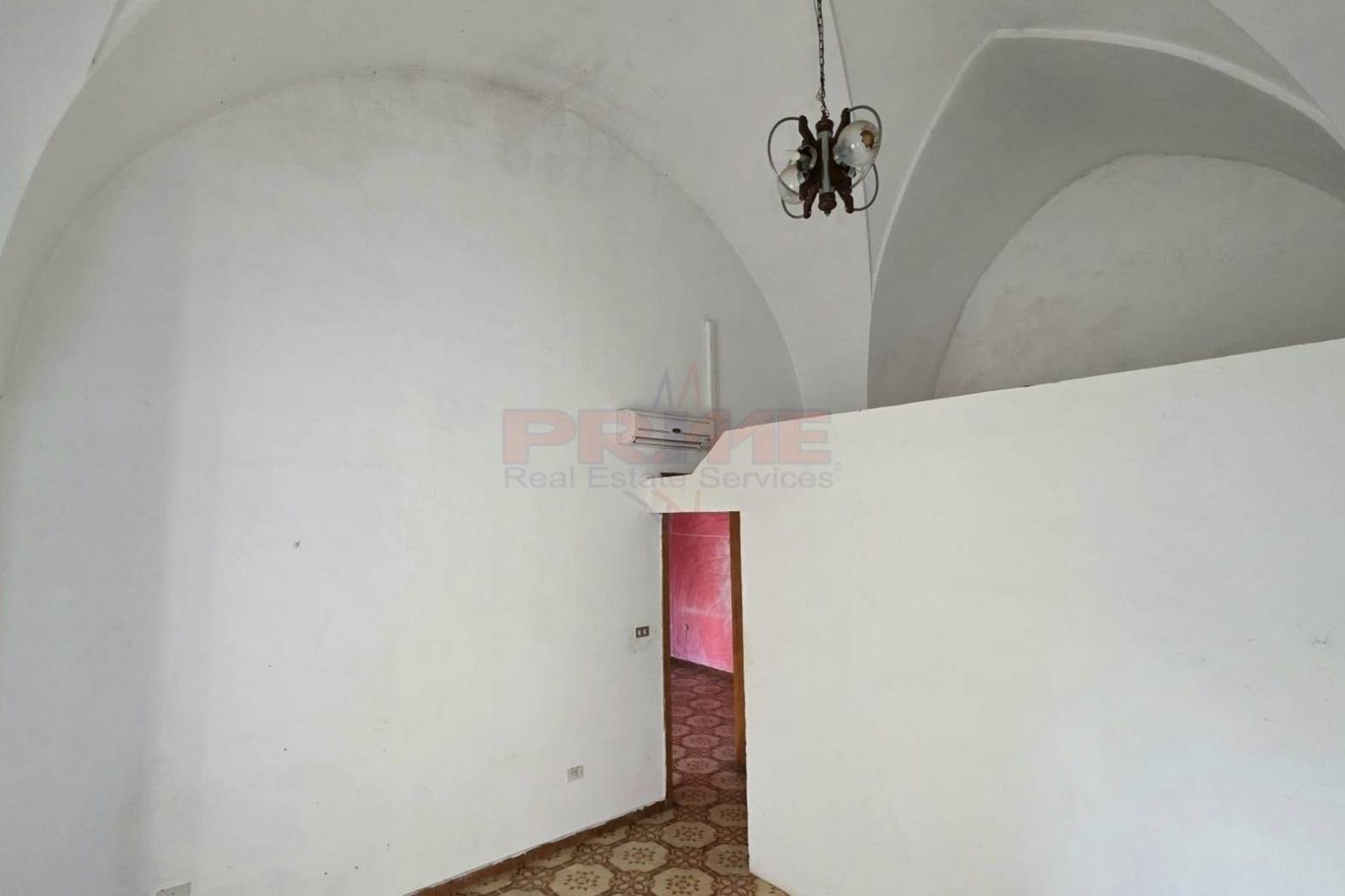 Stanza non arredata Stanza non arredata