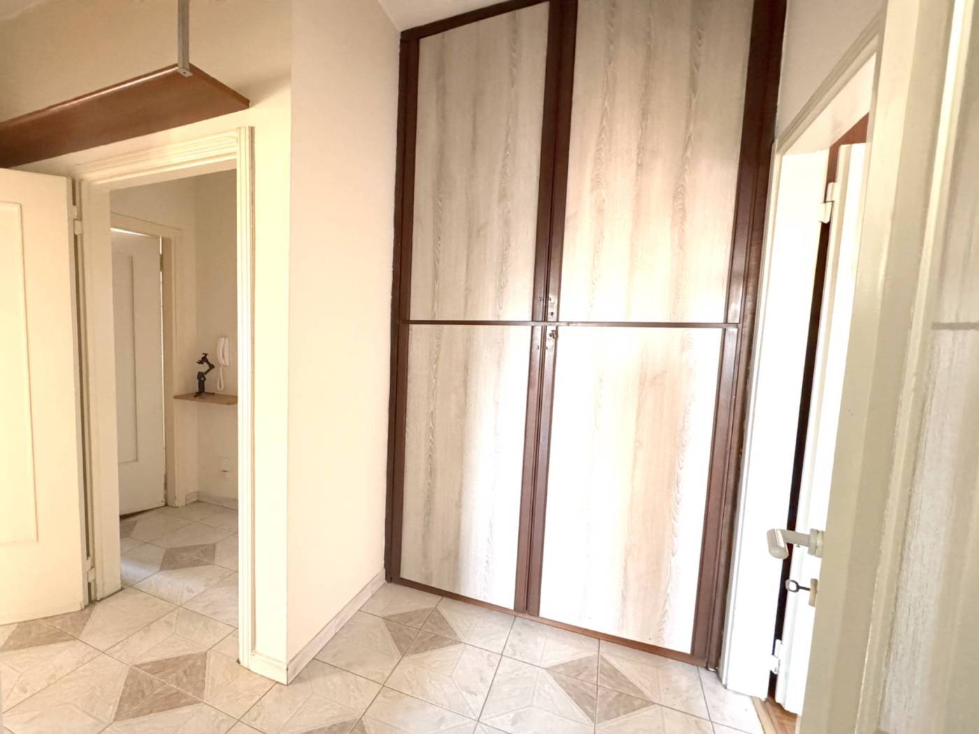 Disimpegno Disimpegno