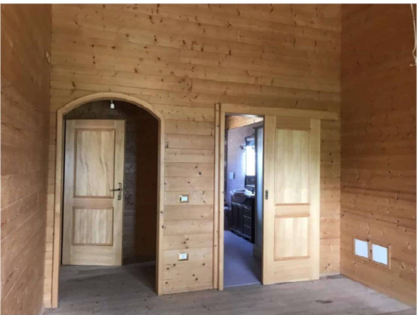 Stanza non arredata Stanza non arredata