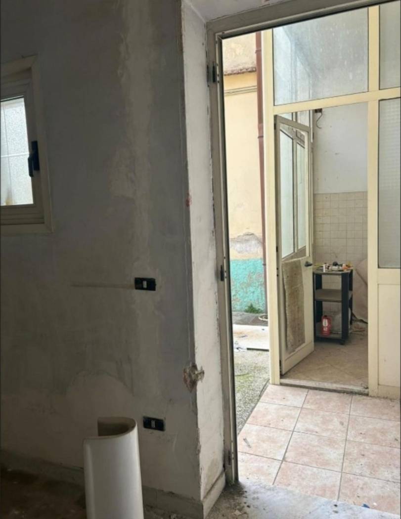 Disimpegno Disimpegno