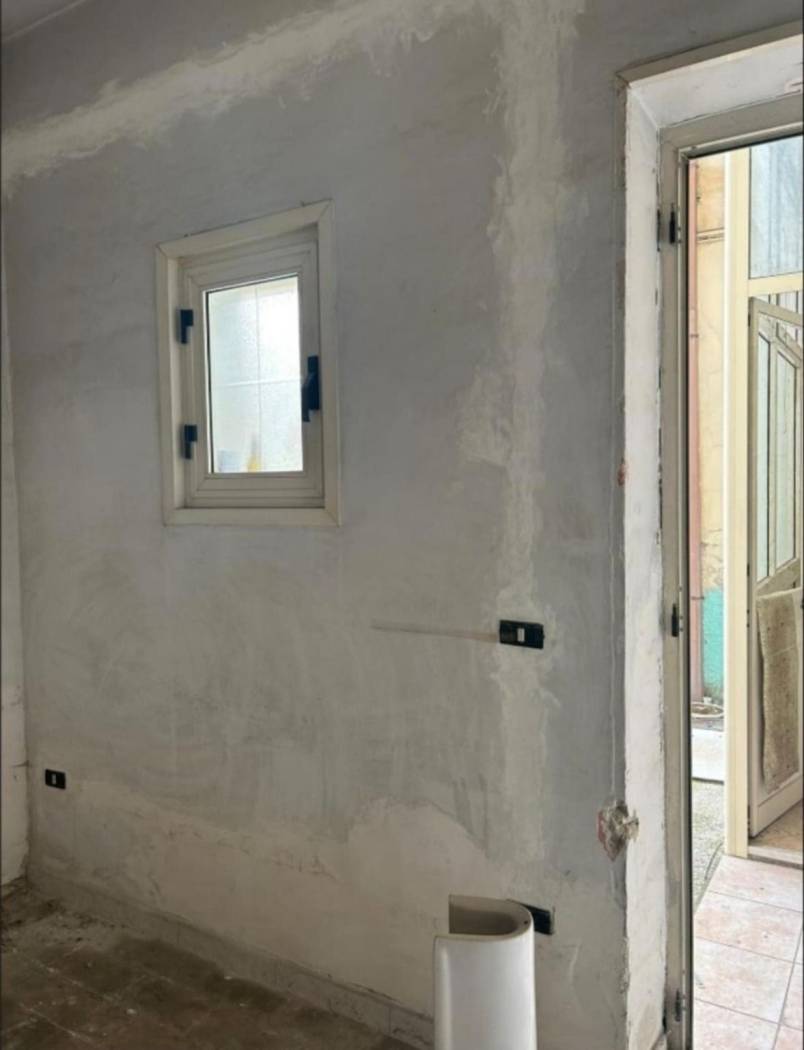 Stanza non arredata Stanza non arredata