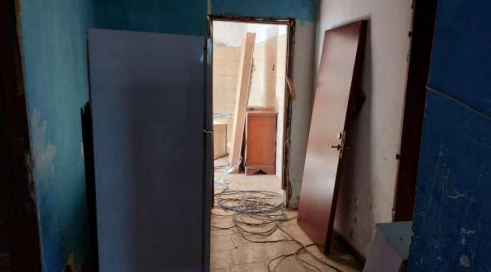 Disimpegno Disimpegno