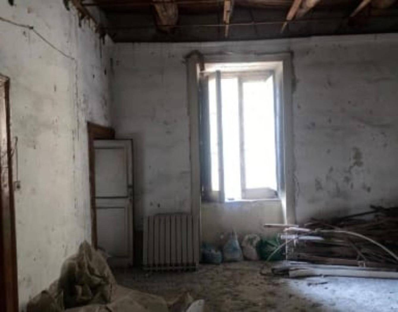 Stanza non arredata Stanza non arredata