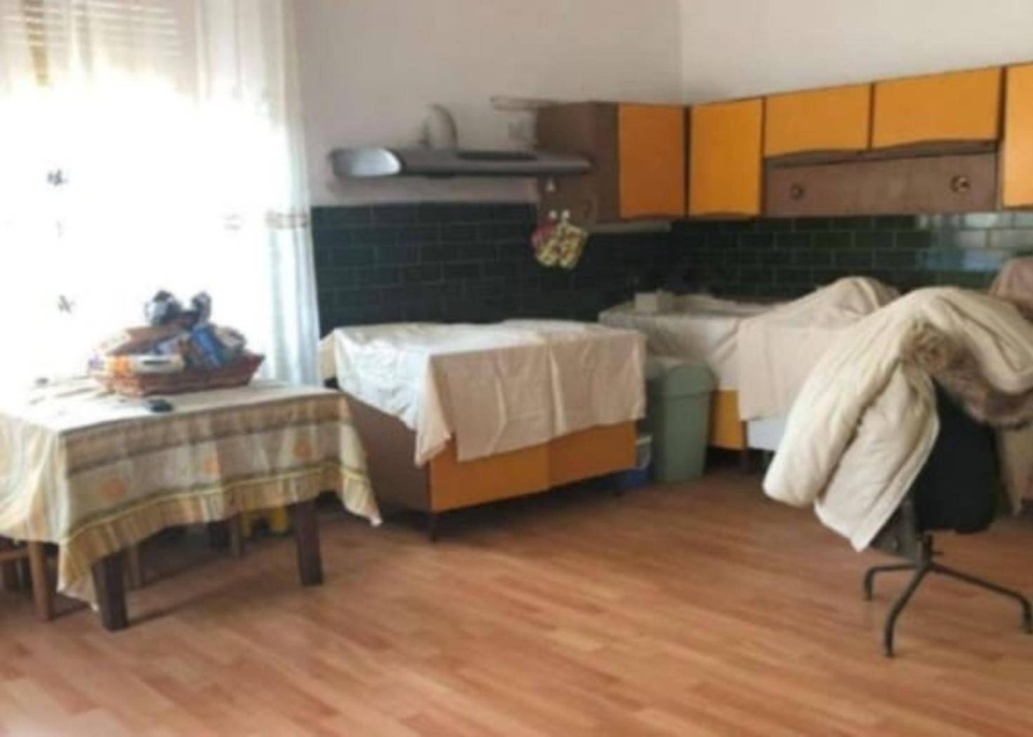 Interno non residenziale Interno non residenziale