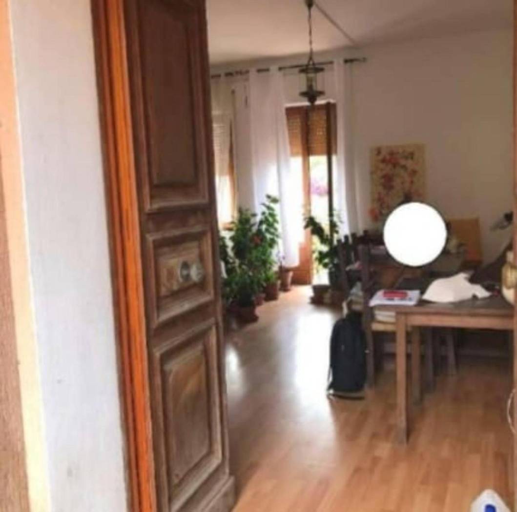 Interno non residenziale Interno non residenziale