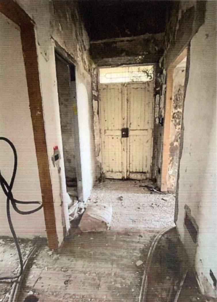 Disimpegno Disimpegno