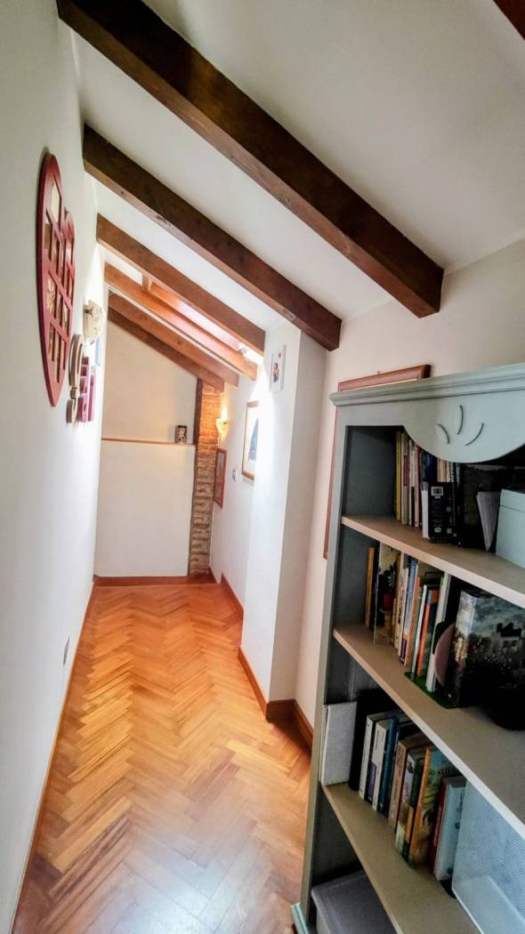 Disimpegno Disimpegno