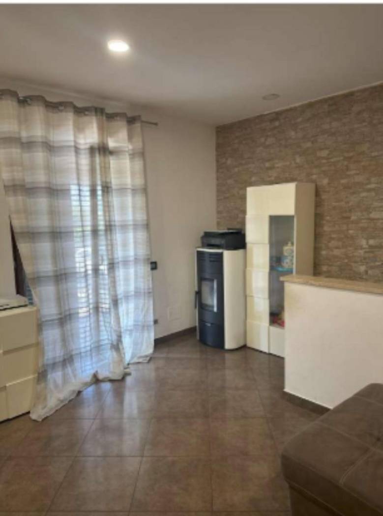 Interno non residenziale Interno non residenziale