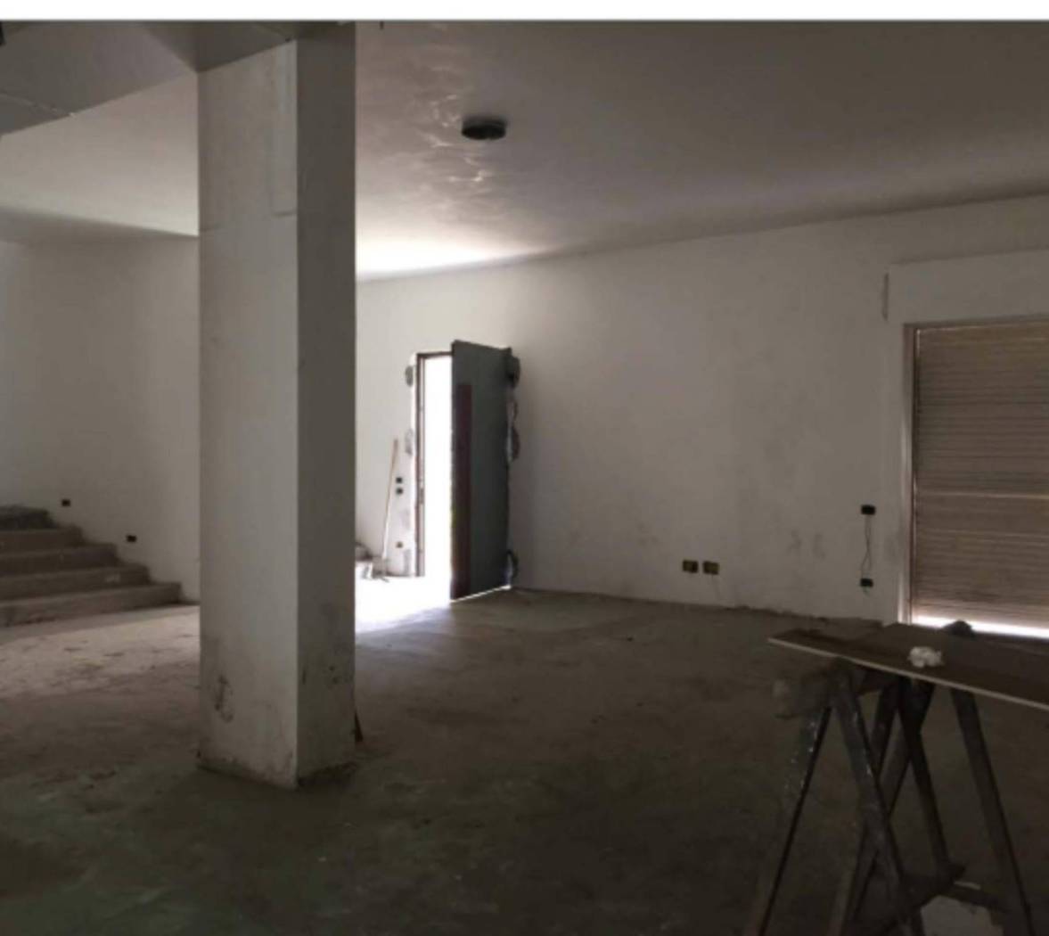 Interno non residenziale Interno non residenziale