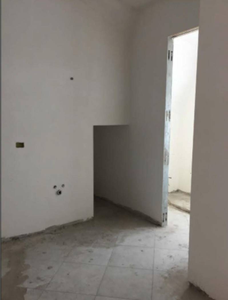 Stanza non arredata Stanza non arredata