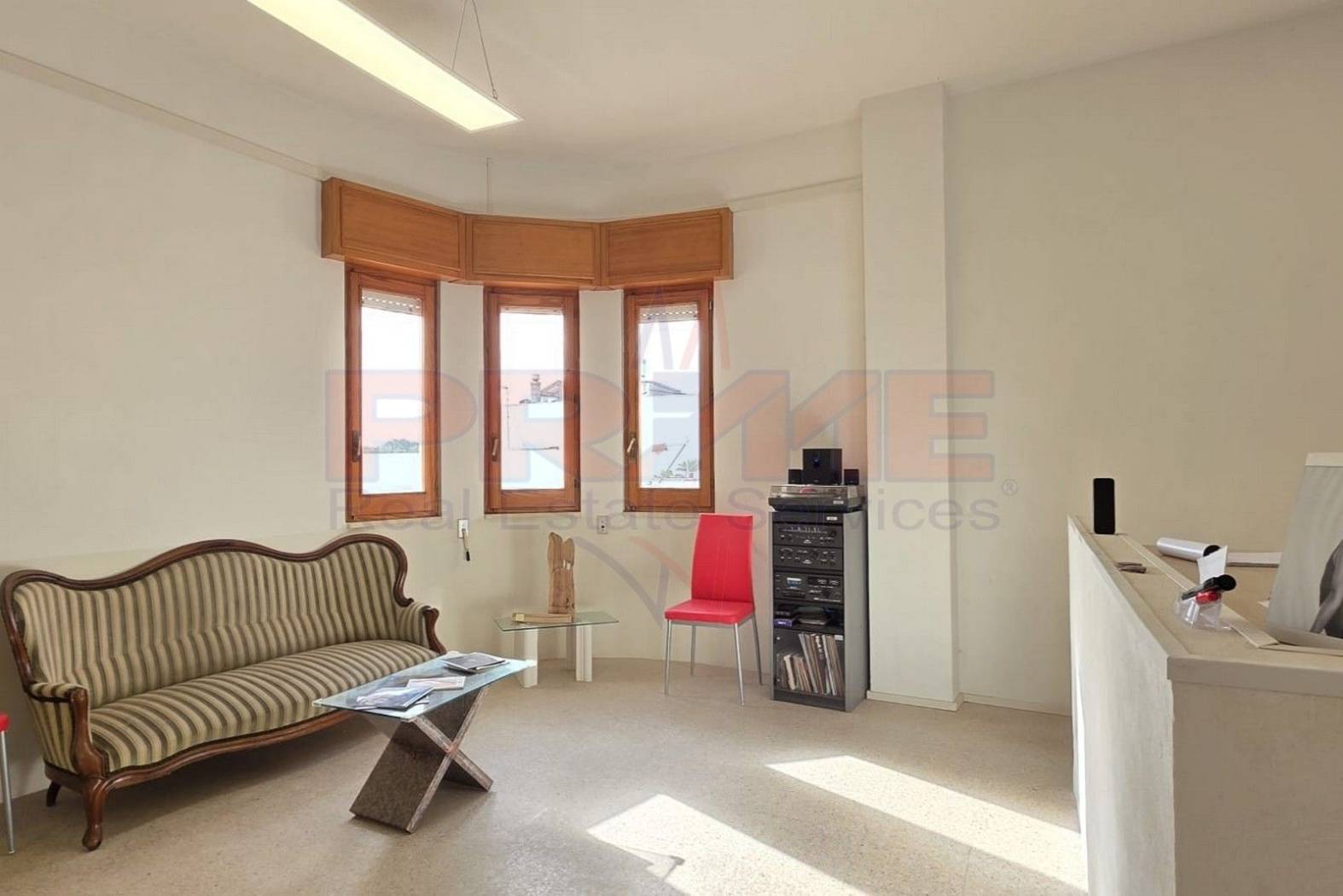 Interno non residenziale Interno non residenziale