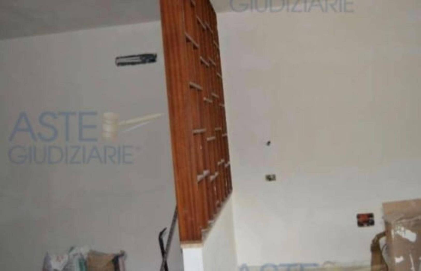 Stanza non arredata Stanza non arredata