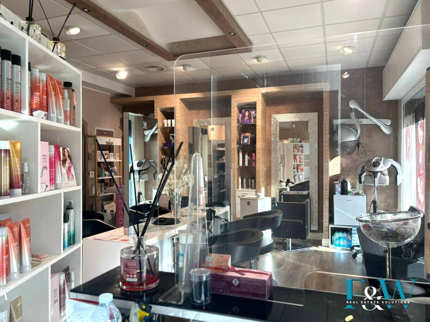 Interno non residenziale Interno non residenziale