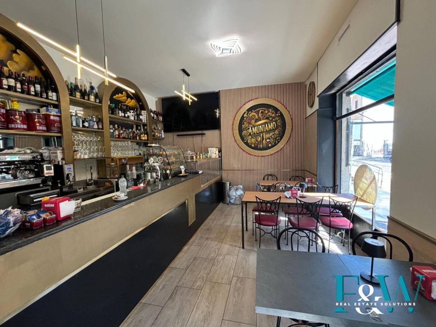 Interno non residenziale Interno non residenziale