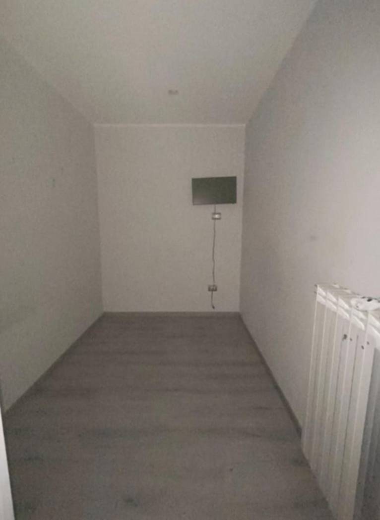 Stanza non arredata Stanza non arredata